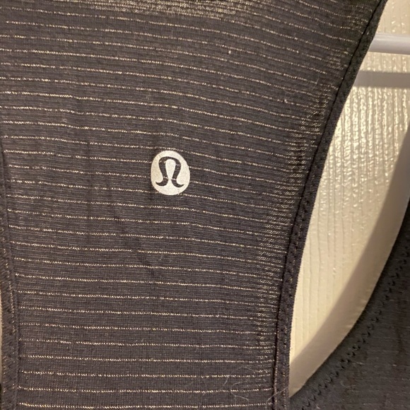 Lululemon workout top - Picture 3 of 3
